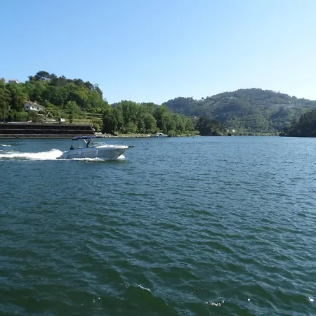Douro Houseboats *