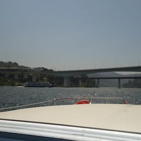 Douro Houseboats Botel