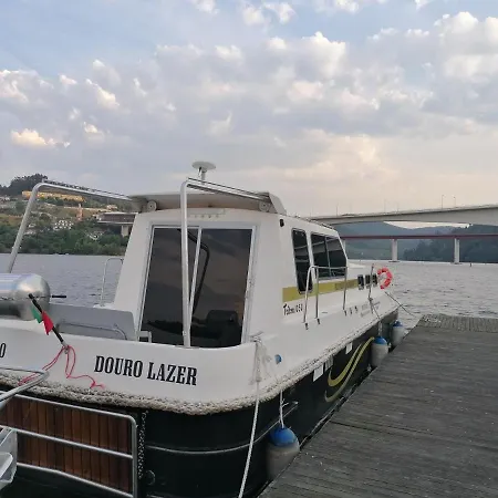 Douro Houseboats بوتيل