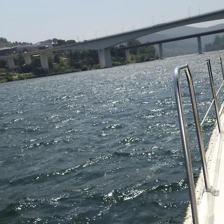 Botel Douro Houseboats Marco de Canaveses