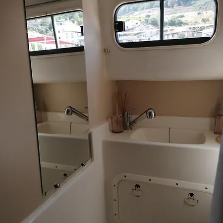 보트호텔 Douro Houseboats *