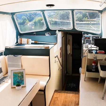 Douro Houseboat