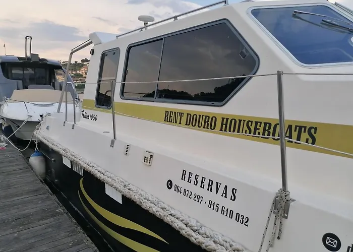 Douro Houseboats Botel